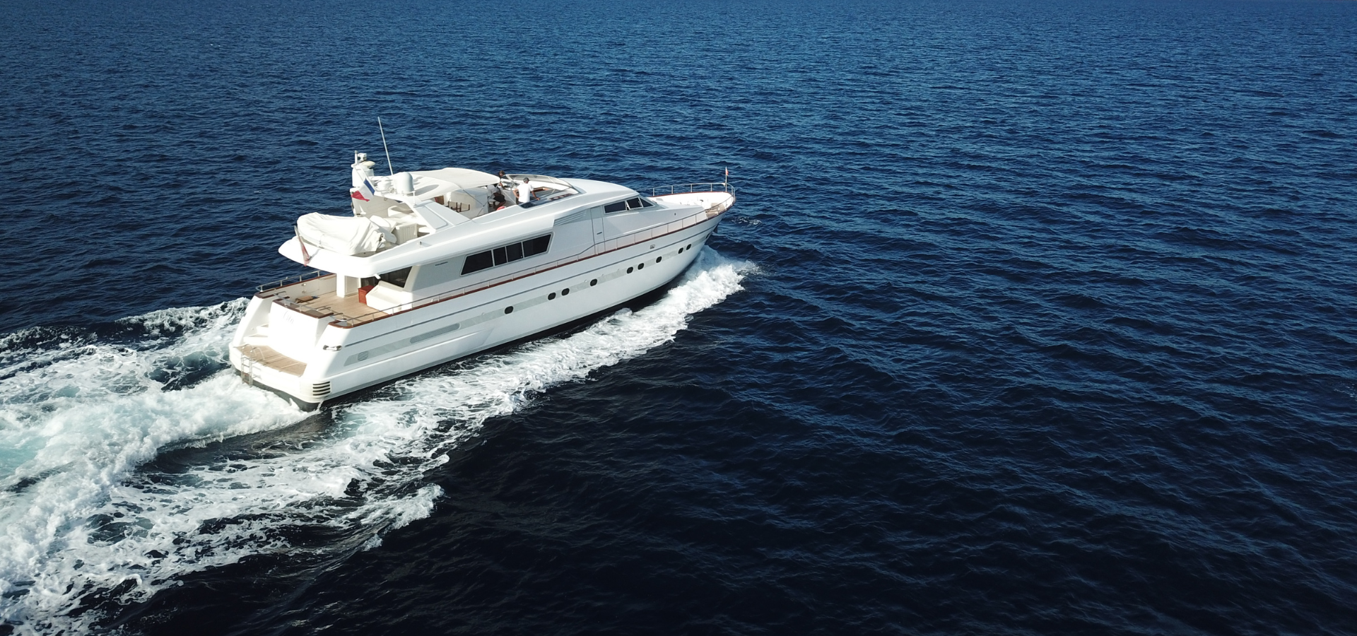 Yacht 9